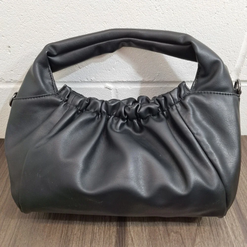 Simply Vera Vera Wang Black Ruched Faux Leather Hobo Bag‎ SV Logo Handbag